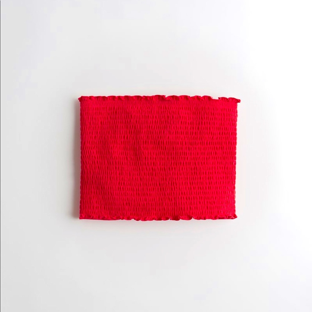 SOLD-OUT Express Red Smocked Tube Top